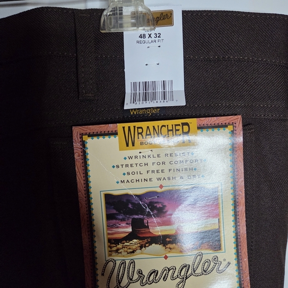 Mens Wrangler Wrancher Wrinkle Resistent Pants 48x32 Brown NWT - Picture 6 of 7